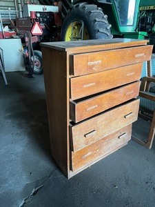 5 Drawer Dresser