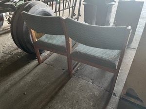 2 sitting chairs