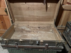 OLd Vintage Trunk