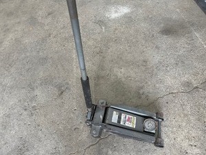 floor jack