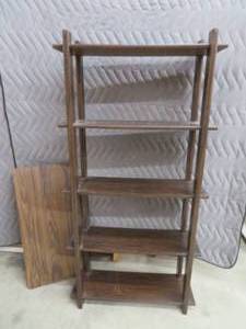 lot 22 image: RETRO SHELF AND TABLE.