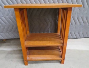 lot 34 image: MISSION STYLE SIDE TABLE