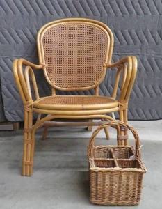lot 43 image: VINTAGE BAMBOO CAIN BACK CHAIR