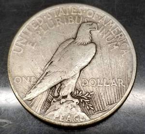 1921 US HI-RELIEF PEACE SILVER DOLLAR