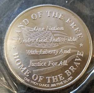 1 TROY OZ .999 FINE SILVER 9-11 LAND OF THE FREE ROUND