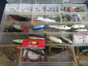 TACKLE BOX
