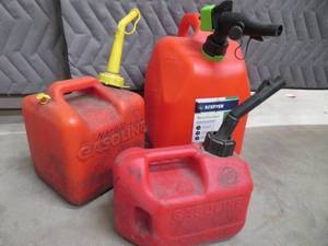 3 GAS CANS