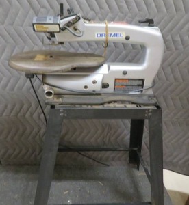 DREMEL SCROLL SAW ON STAND