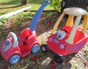 LITTLE TYKES COZY COUPE  PLUS