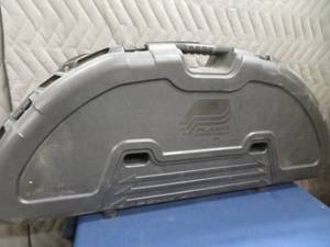 PLANO COMPACT BOW CASE