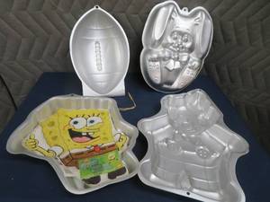 FUN WILTON CAKE TINS
