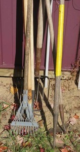 GARDENING TOOLS