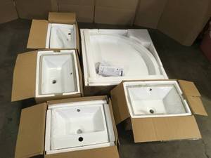 lot 31 image: Lot of Assorted Bathroom Sinks Various Models and Conditions Customer Returns See Terms on Auction