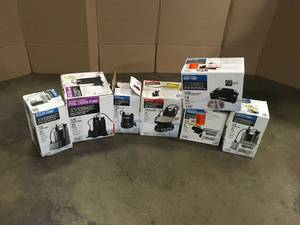 lot 32 image: Lot of Assoerted Everbilt Portable Water Pumps Customer Returns See Terms on Auction