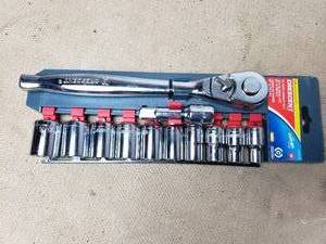 Crescent 12 Drive 12 Piece Socket Set