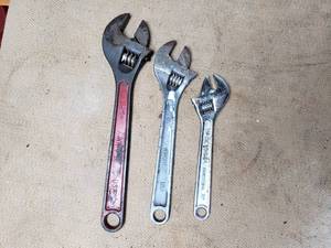 3 Adjustable Wrenches