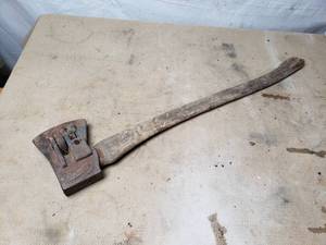 Chopper 1 Wood Axe