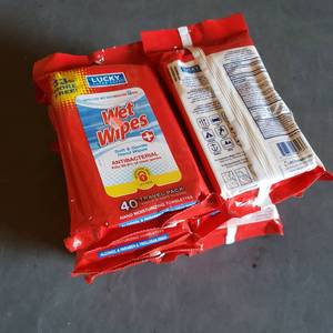 10 Travel Packs of Wet Wipes