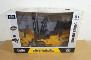 CIS City Truck 112 Scale Remote Control Fork Lift