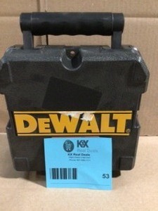 DEWALT 165 ft. Green Self-Leveling Cross Line Laser Level with (3) AAA Batteries & Case Customer Returns See Terms on Auction