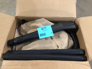 RIDGID 4 Gallon 6.0-Peak HP WetDry Shop Vacuum with Detachable Blower, Fine Dust Filter, Hose and Accessories Customer Returns See Terms on Auction
