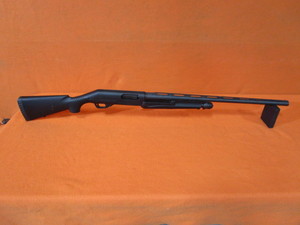 lot 10 image: Benelli Ducks Unlimited 12 GA.