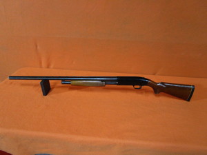 lot 19 image: Western Field 12 GA.