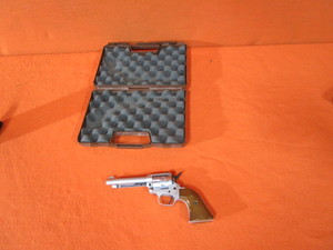 lot 26 image: Armi F Lli Tanfoglio Gardone Model TA 76 .22LR Revolver