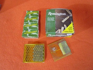 lot 64 image: (775) .22 LR Bullets