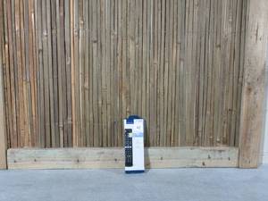 lot 42 image: Insignia - Replacement Remote for Samsung TVs - Black