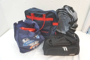 lot 105 image: Assortment of bags