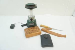 lot 143 image: Group of camping items