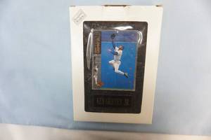 lot 170 image: Ken Griffey Jr Trading card