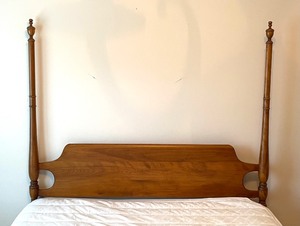 Vintage 4 Post Maplewood FullQueen Bed on Casters
