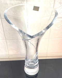 Magnificent Mikasa Crystal Vase