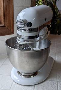 White Kitchen Aid Mixer