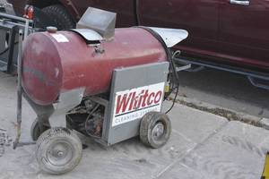 lot 43 image: Whitco 2525 PEO Hot Pressure Washer Steam Cleaners