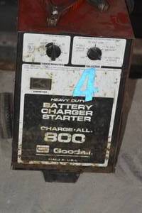 lot 74 image: heavy duty chargeall 800 unit 4