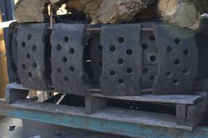 lot 53 image: skid steer tracks