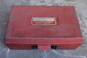 lot 101 image: Cummins Diesel Model ST-1270 Injector and Valve Adjustment Tool Kit