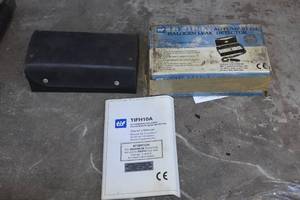 lot 100 image: TIF H10A Refrigerant Leak Detector