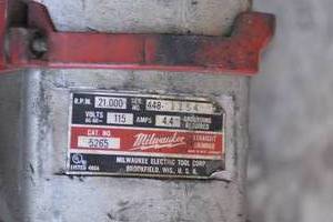 lot 88 image: Milwaukee Straight Grinder