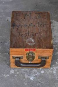 lot 86 image: Pyrometer tester and gauges