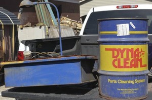 lot 85 image: Dyna clean Parts Washer