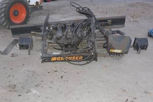 lot 29 image: Grouser 8 way adjustable belly grader