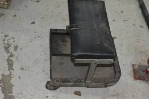lot 123 image: Mechanics Seat