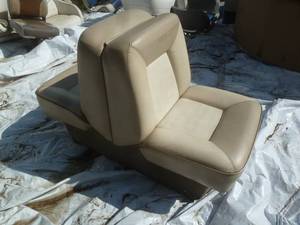 lot 6 image: Lund Seat Tan