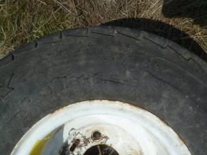 lot 82 image: Titan Sport Trac Tires & rims