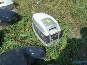 lot 109 image: Evinrude 40 VRO Hood