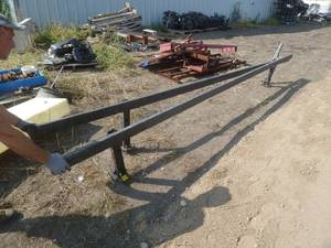 lot 114 image: Pontoon Load Guide Set